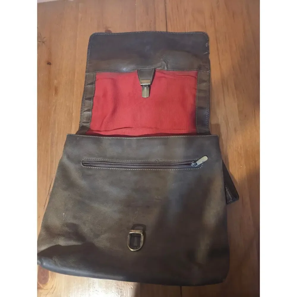 Gianni Conti Italian Leather Crossbody Messenger Laptop Bag Brown